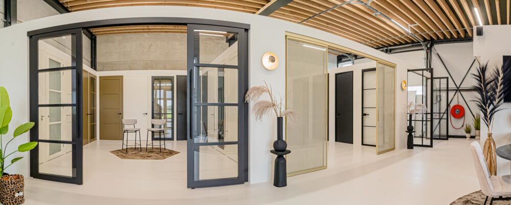 Simon Maree Deurenspecialist Showroom Cruquius DSC01431 Pano 2