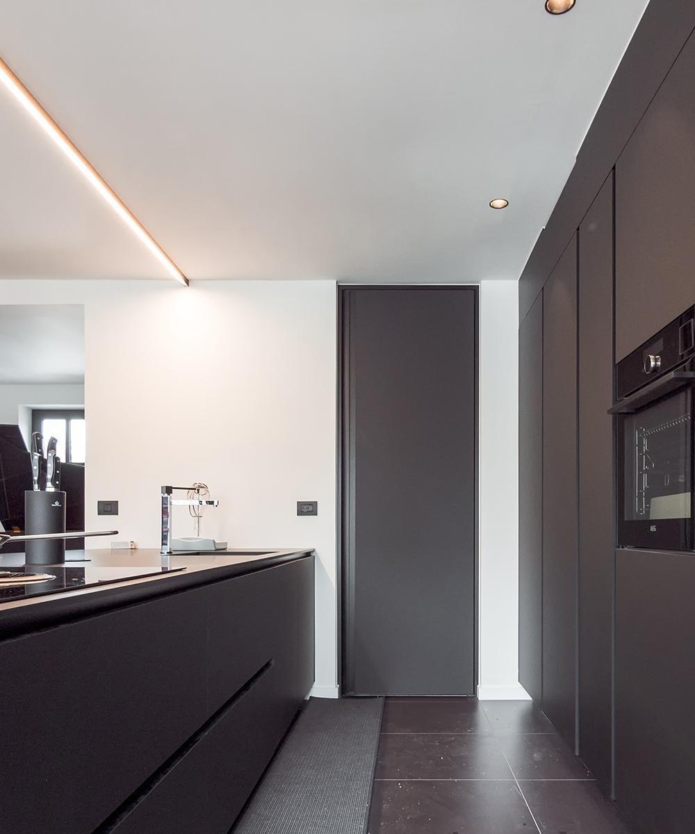 Moderne deuren anyway doors zwart 10a