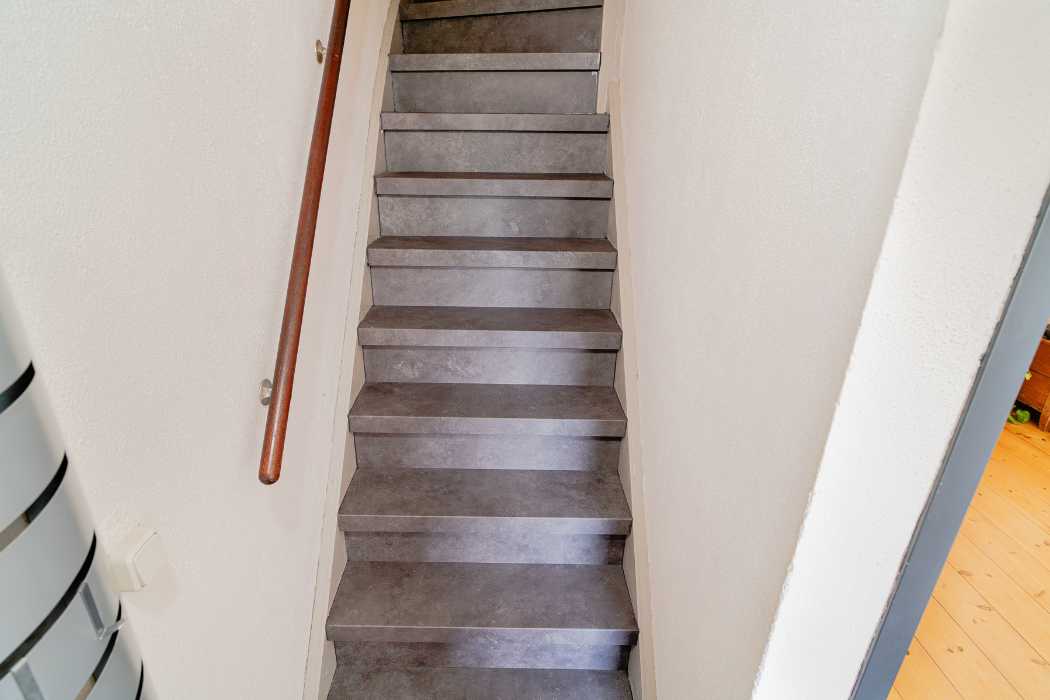 Renovari Traprenovatie Simon Maree Deurenspecialist  Beton PVC 11