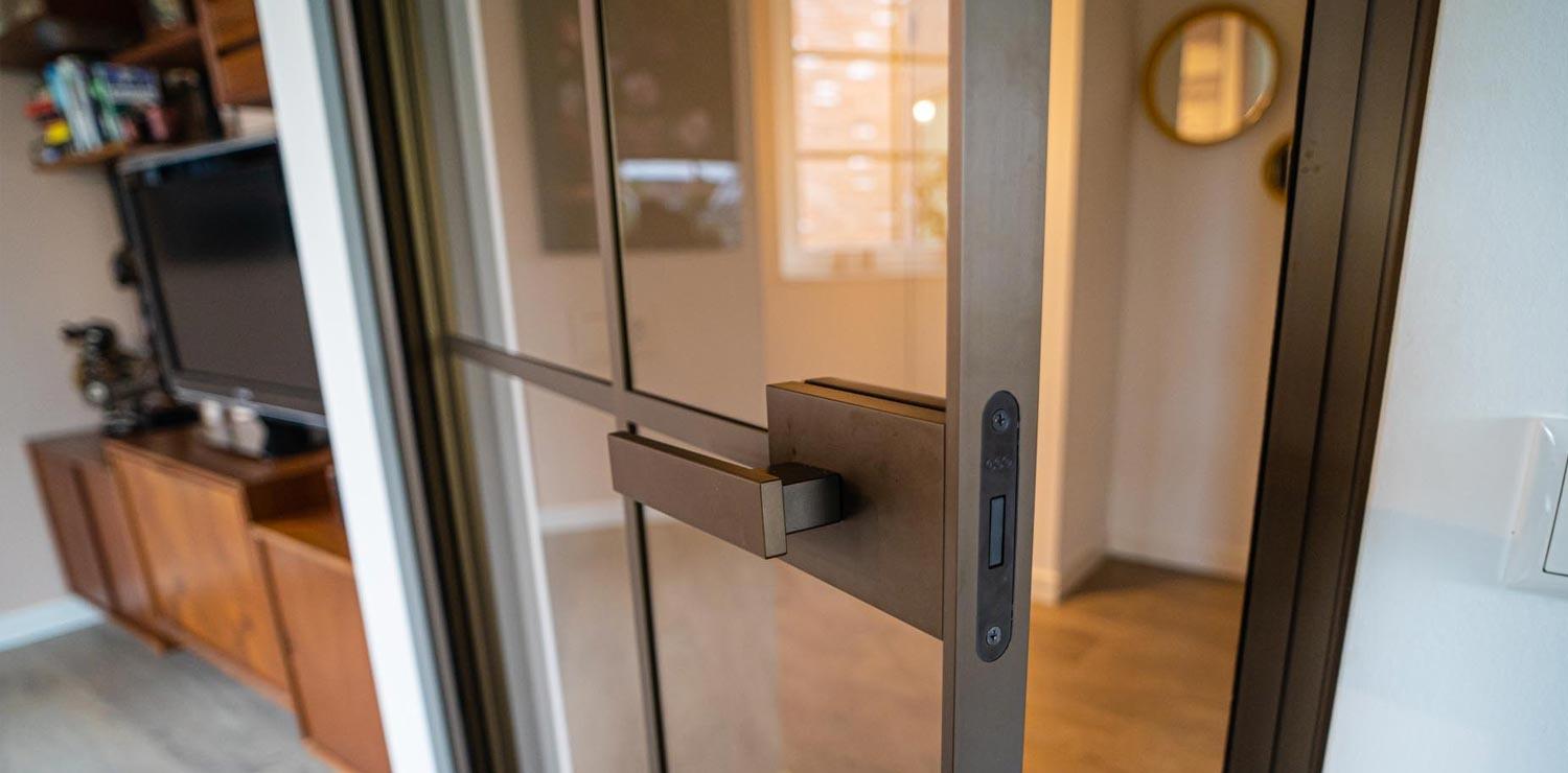 Simon Maree Deurenspecialist Taatsdeur Brass Deur  website image