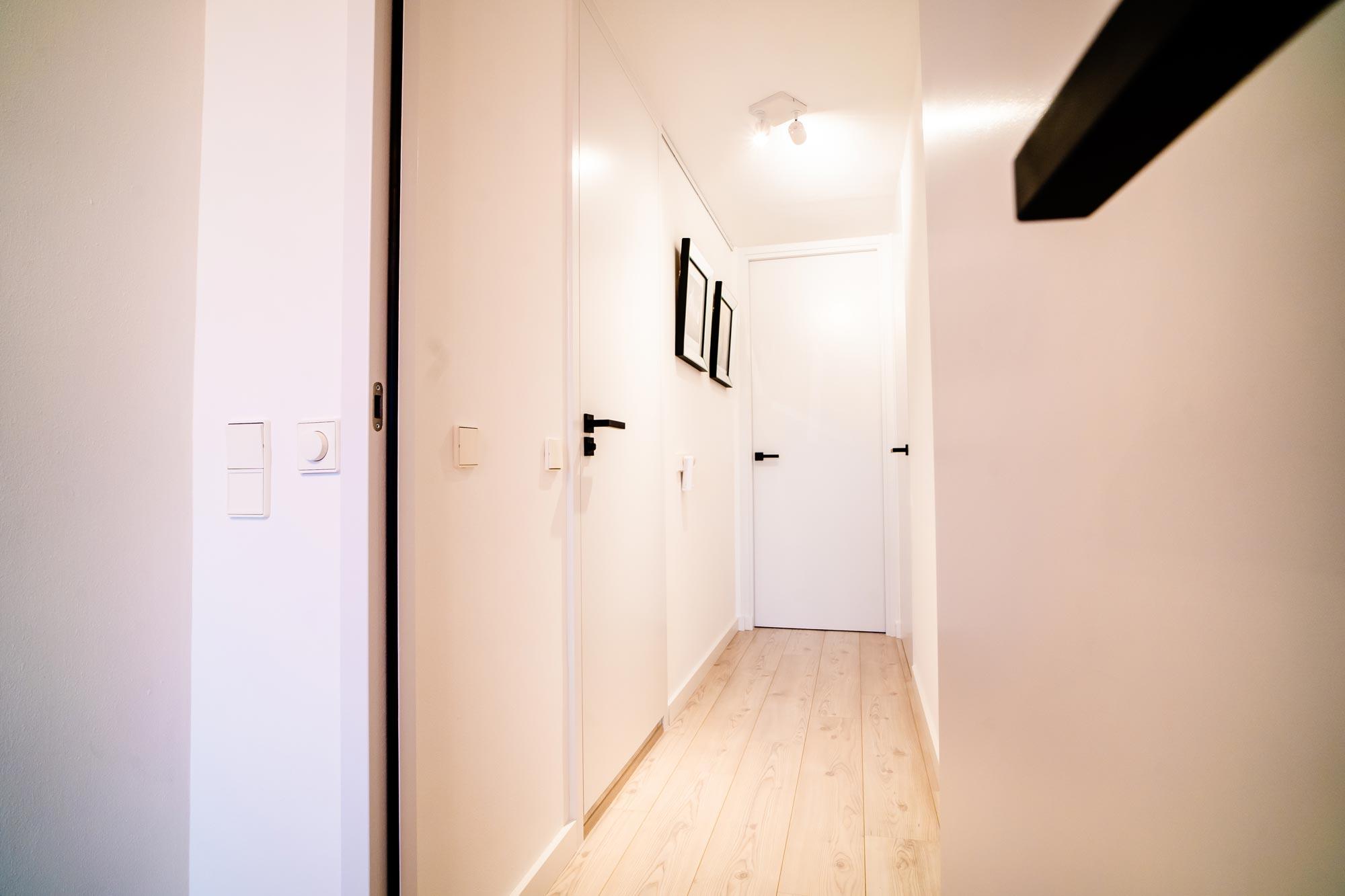 Deurenspecialist Simon Maree Steel Look Taatsdeur Plafondhoge Leiden Waardeiland Anyway DoorsDSC02139 2