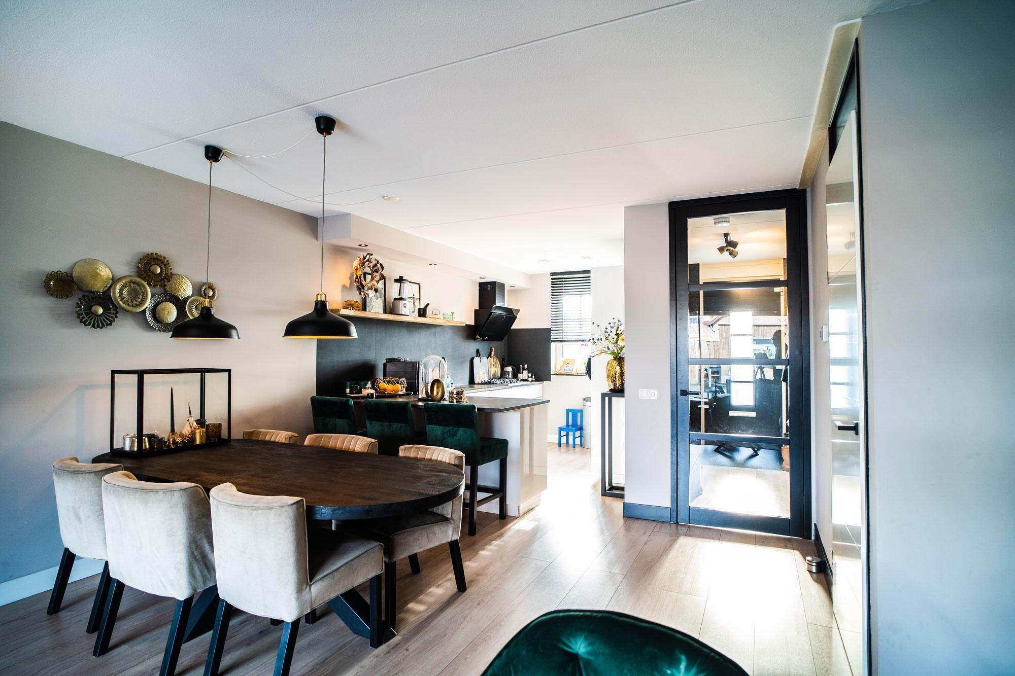 Urenspecialist simon maree steel look deur stalen deur opdek deur Van Vianen deur plafondhoog DSC02514