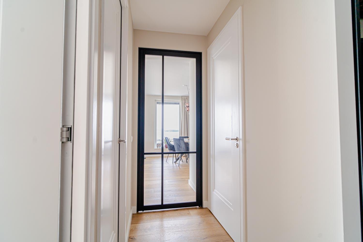 Simon Maree Deurenspecialist Paneeldeuren Binnendeuren Taatsdeur Steel Look Anyway Doors DSC09322