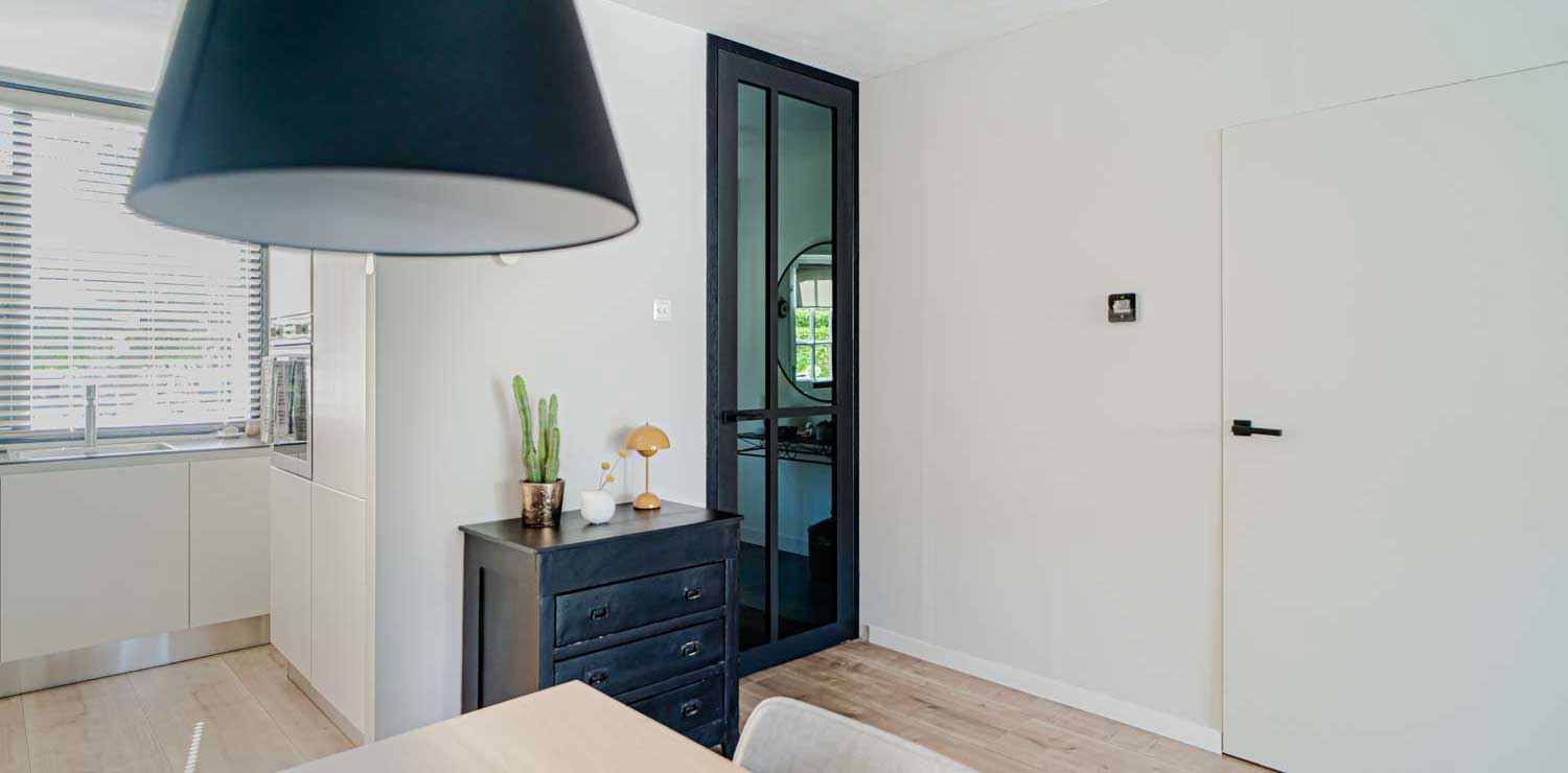 Simon Maree Deurenspecialist Moderne  Kamerhoge Steel Look Woonkamer website image
