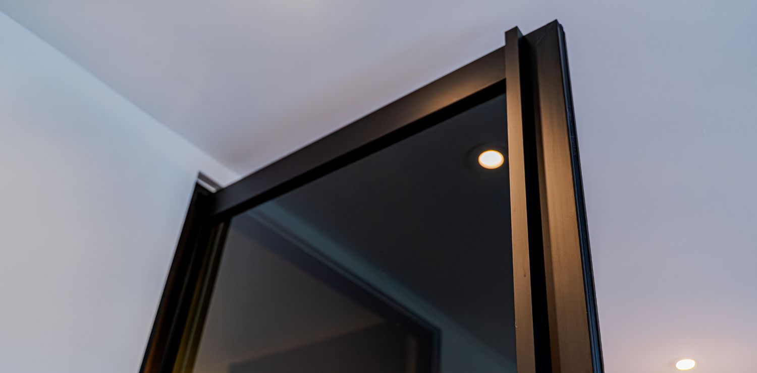 Anywaydoors Aluminium Taatsdeur Zwart Geanodiseerd Kamerhoog 745 Simon Maree Deurenspecialist 36