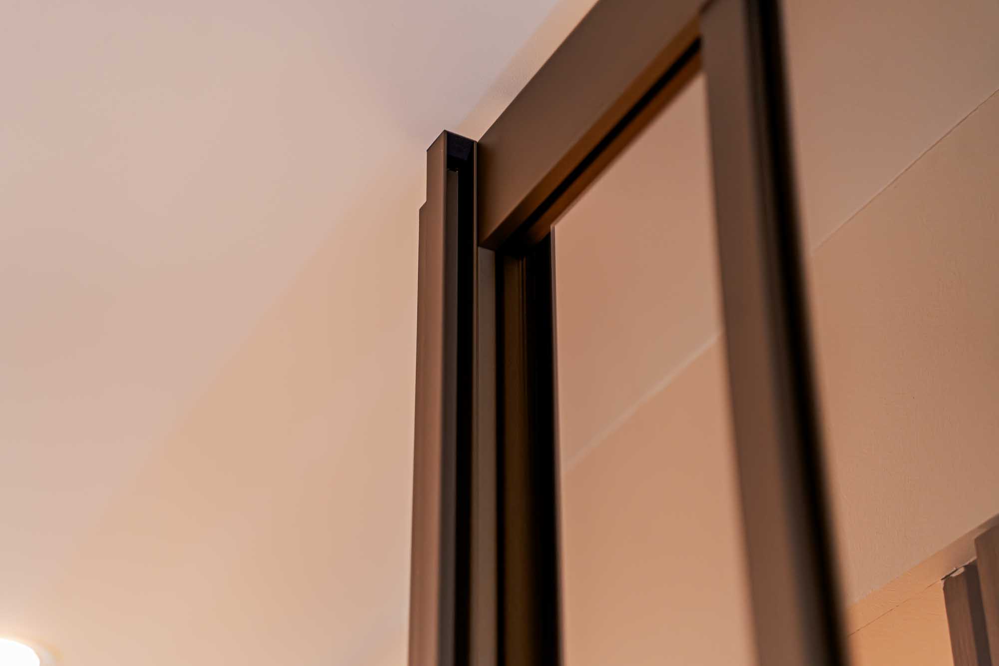 Anywaydoors Aluminium Taatsdeur Brons Geanodiseerd Kamerhoog 746 Simon Maree Deurenspecialist DSC06210 Enhanced NR