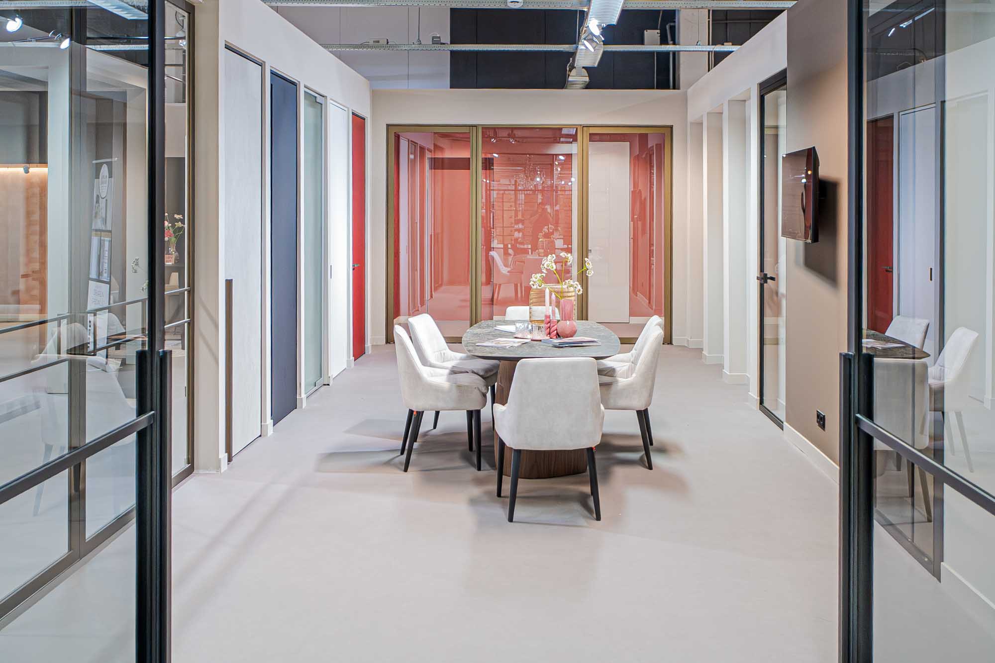 Showroom Baarn Simon Maree Deurenspecialist DSC07952 Enhanced NR