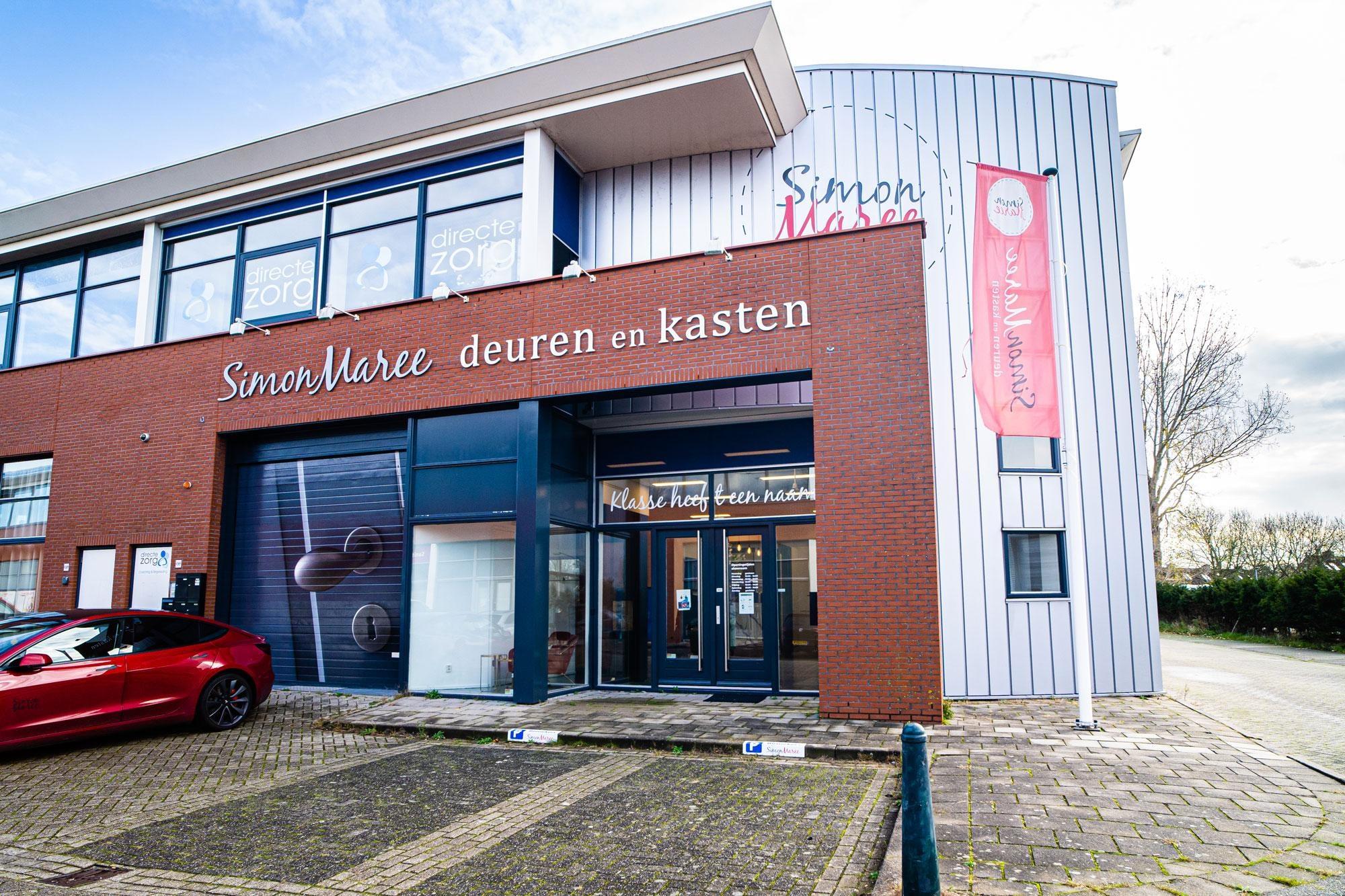 Deurenspecialist Maree Showroom Almere DSC01434
