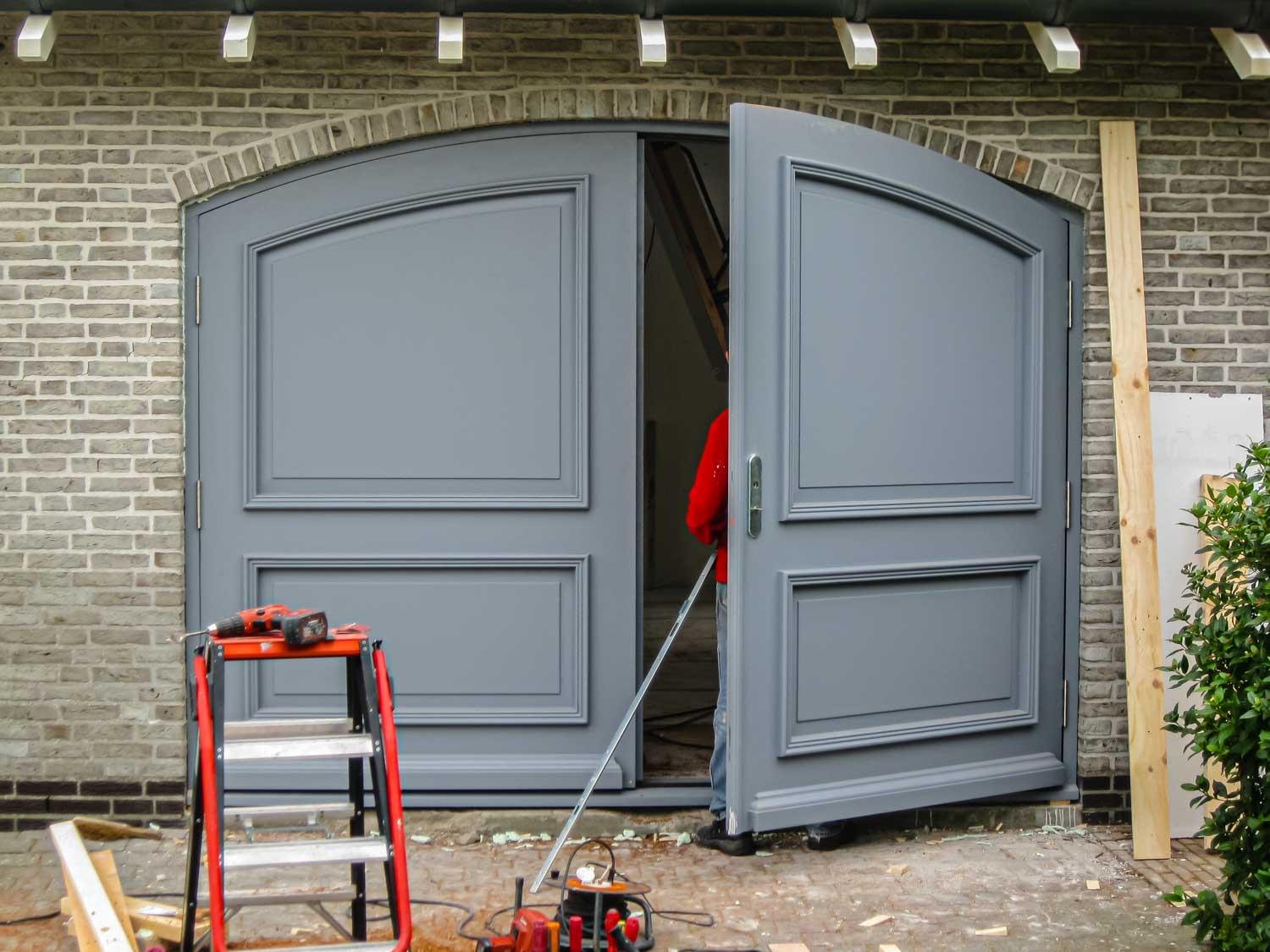 Openslaande Garagedeuren Inmeten En Montage Simon Maree Openslaande Garagedeuren Inmeten En Montage Simon Maree