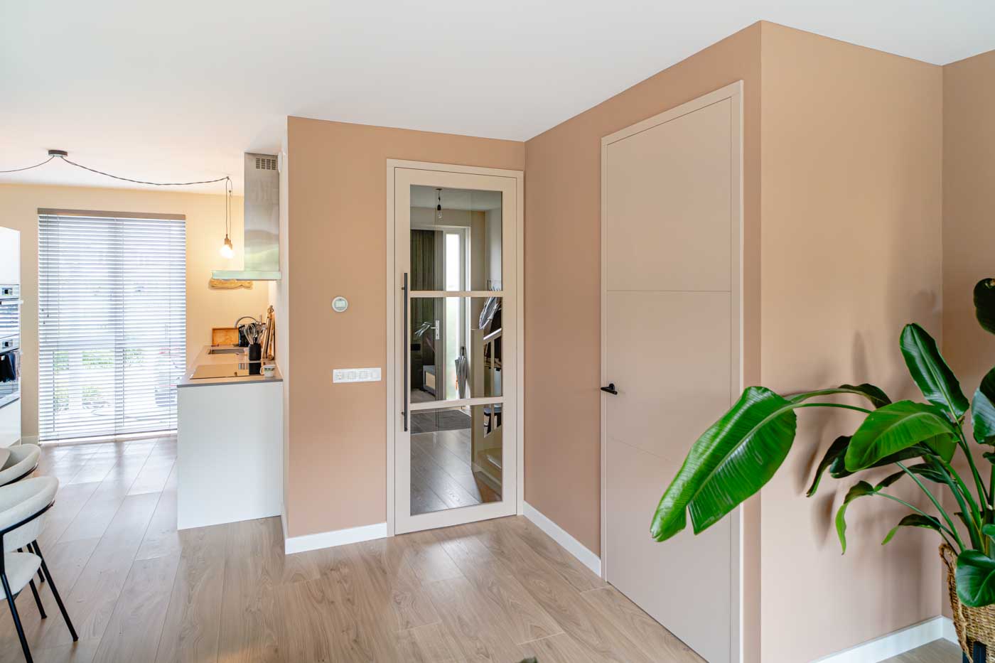 Houten binnendeuren met kozijn in Den Haag